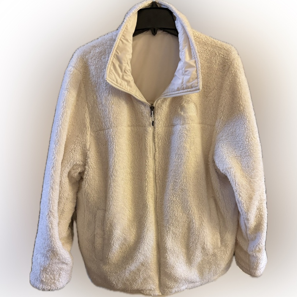 The North Face White Quilted Jacket - Picture 3 of 4